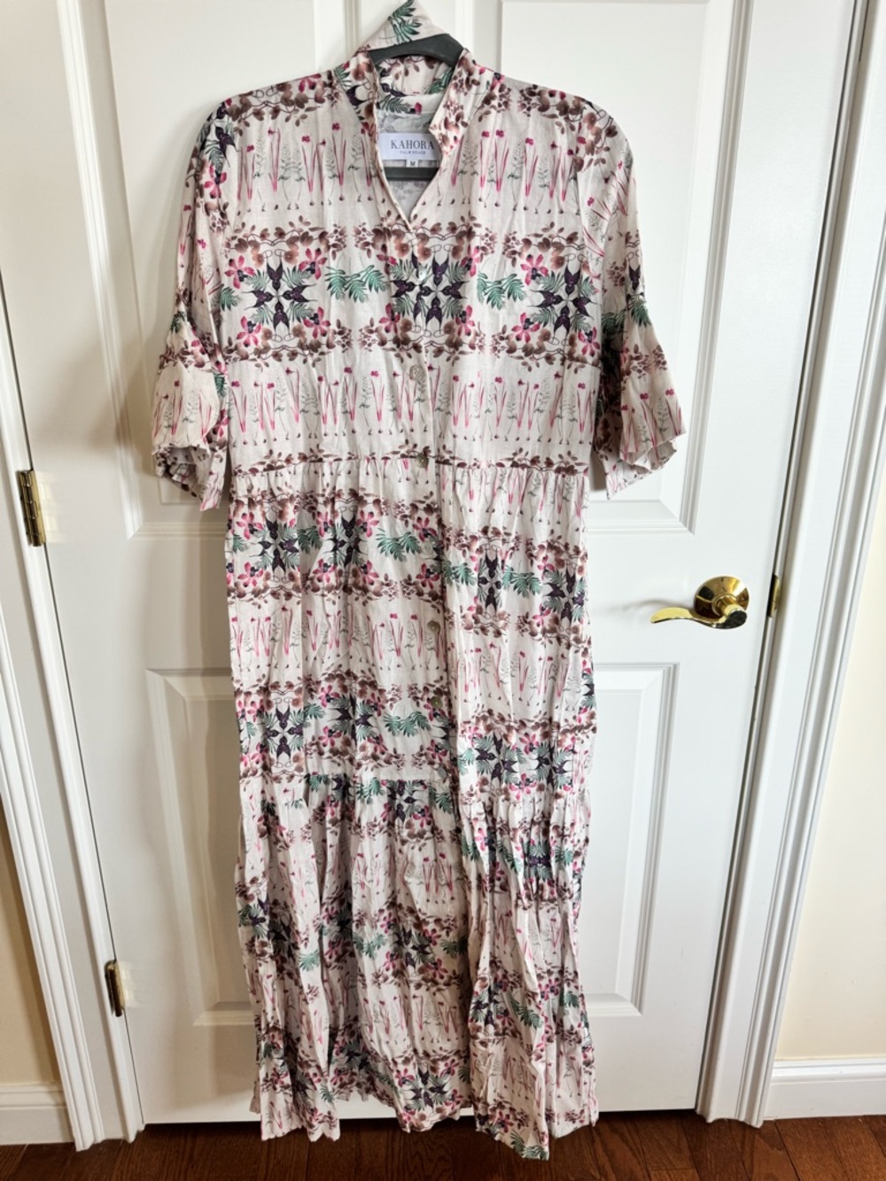 Kahora Palm Beach Joanna Dress Cream Dress with w/ belt - Picture 6 of 6